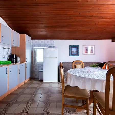 Apartamento Antonija Kampor