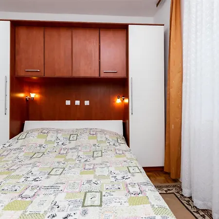 Apartamento Antonija Kampor