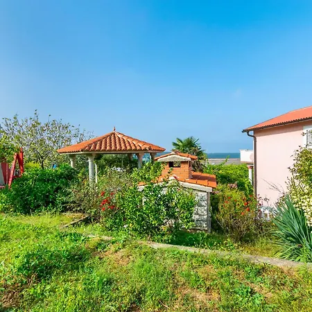 Apartamento Antonija *