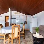Appartement Antonija *
