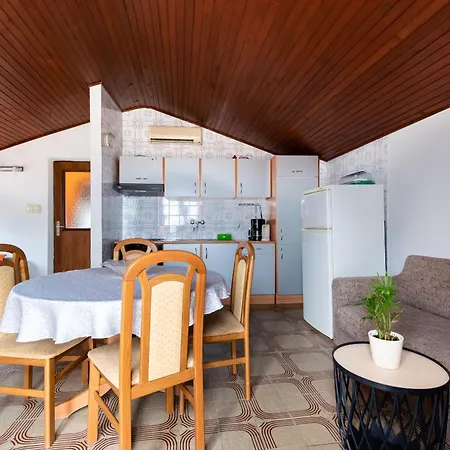 Apartament Antonija *