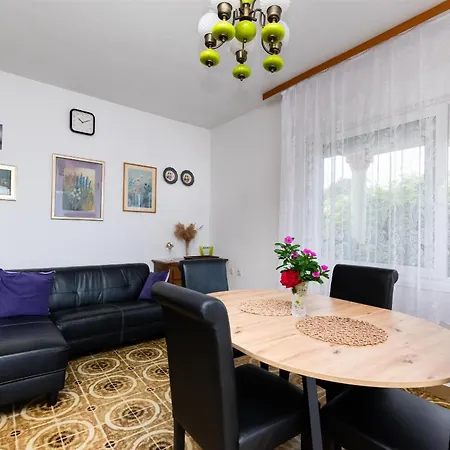 Antonija Apartament *